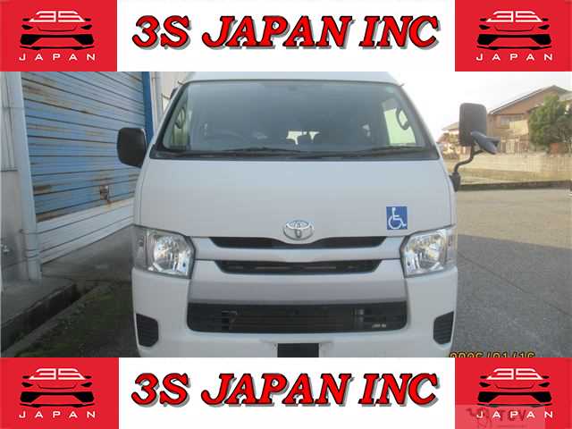 2015 Toyota Hiace