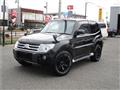 2011 Mitsubishi Pajero