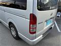 2005 Toyota Hiace