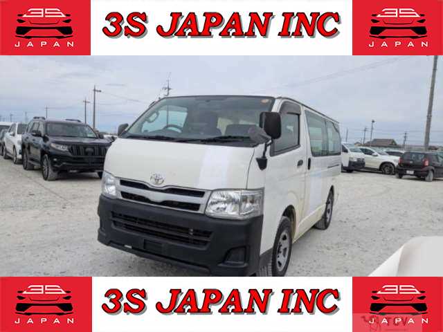 2011 Toyota Hiace Van