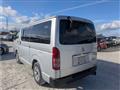 2004 Toyota Hiace Van