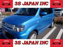 2011 Mitsubishi Toppo