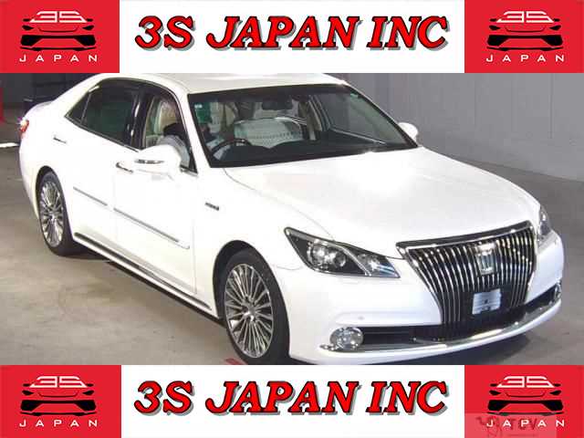 2015 Toyota Crown Majesta