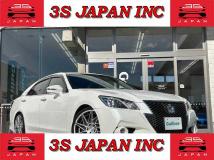 2013 Toyota Crown