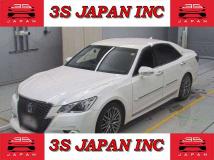 2013 Toyota Crown