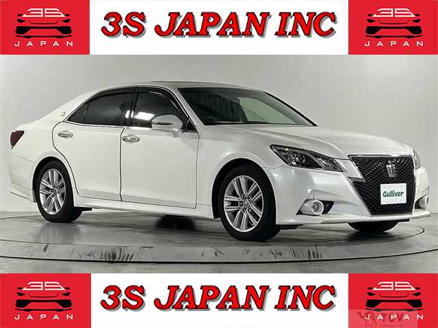 2013 Toyota Crown