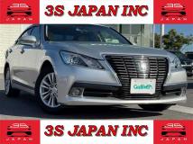2013 Toyota Crown