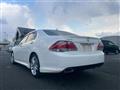 2012 Toyota Crown