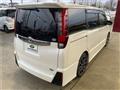 2016 Toyota Noah