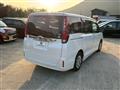 2015 Toyota Noah