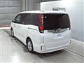 2017 Toyota Noah