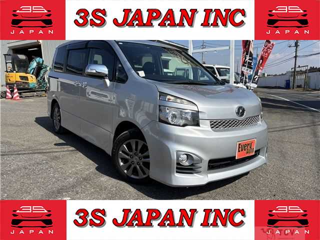 2011 Toyota Voxy
