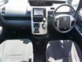 2010 Toyota Noah