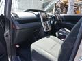 2010 Toyota Noah