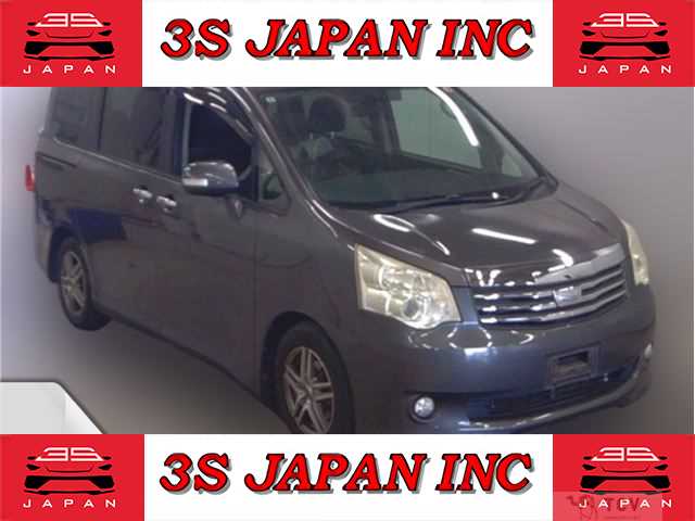 2012 Toyota Noah