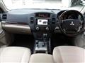 2014 Mitsubishi Pajero