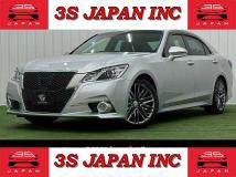2013 Toyota Crown