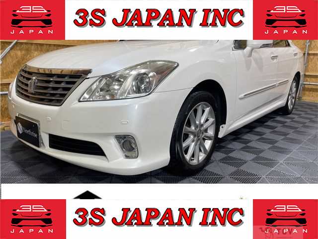 2011 Toyota Crown