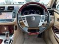 2011 Toyota Crown