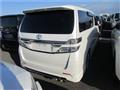 2013 Toyota Vellfire