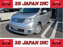 2009 Nissan Serena