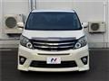 2013 Toyota Alphard