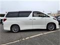 2013 Toyota Alphard