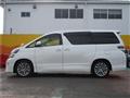 2013 Toyota Vellfire