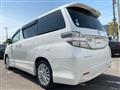 2012 Toyota Vellfire