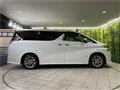 2017 Toyota Vellfire