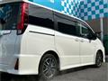 2015 Toyota Noah