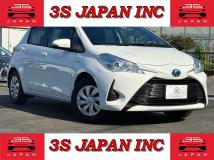 2017 Toyota Vitz