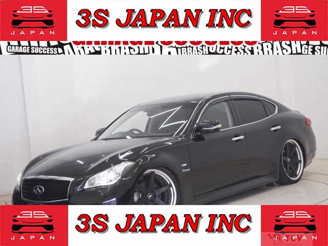 2014 Nissan FUGA HYBRID