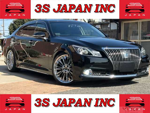2013 Toyota Crown Majesta
