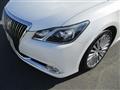 2013 Toyota Crown Majesta