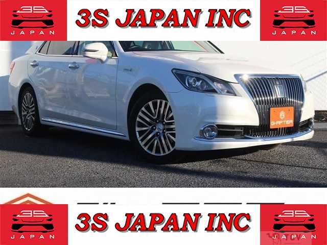 2014 Toyota Crown Majesta