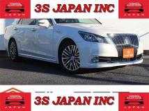 2014 Toyota Crown Majesta