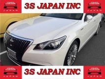 2013 Toyota Crown Majesta