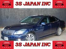 2011 Toyota Crown Hybrid