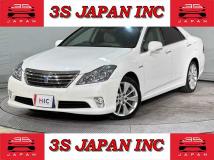 2010 Toyota Crown Hybrid