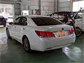 2014 Toyota Crown Hybrid