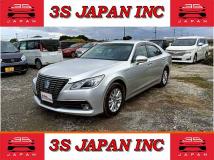 2014 Toyota Crown