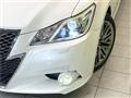 2014 Toyota Crown Hybrid