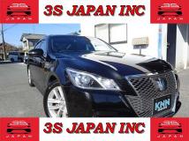 2014 Toyota Crown