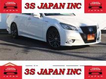2014 Toyota Crown