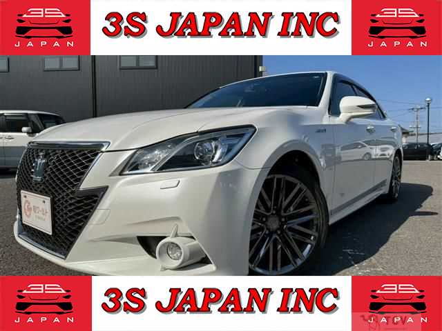 2013 Toyota Crown