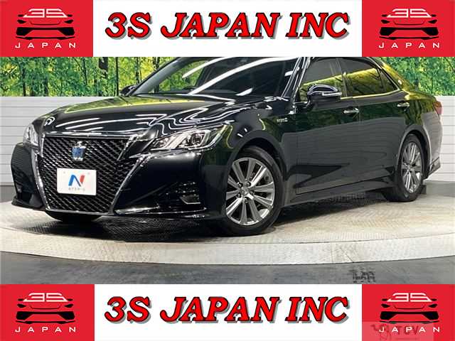 2016 Toyota Crown Hybrid