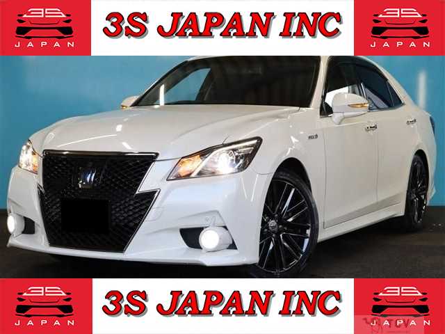 2014 Toyota Crown