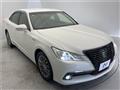 2013 Toyota Crown Hybrid