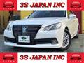2013 Toyota Crown Hybrid